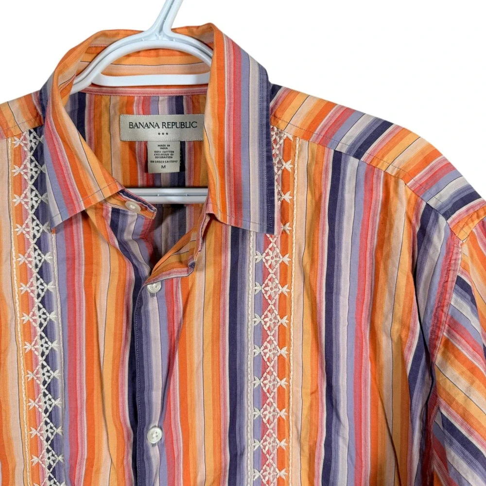 Banana Republic Button Up Shirt Mens‎ M Orange Purple Striped Embroidered SS